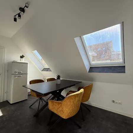 Fachwerkhaus Mit 2 Getrennten Schlafzimmern, Wohnzimmer Und Kueche * Bueckeburg