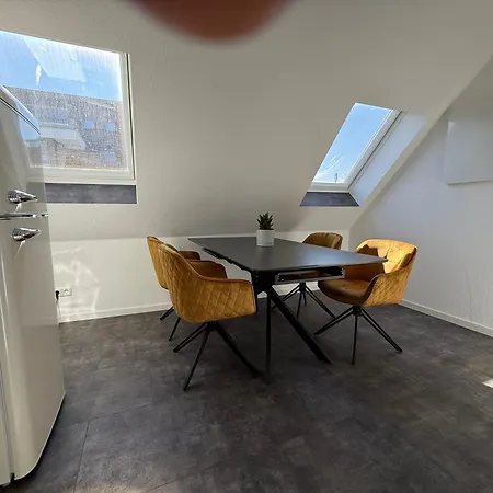 Fachwerkhaus Mit 2 Getrennten Schlafzimmern, Wohnzimmer Und Kueche