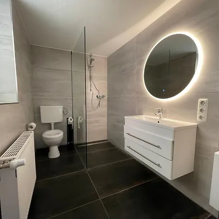 Prázdninový dům Fachwerkhaus Mit 2 Getrennten Schlafzimmern, Wohnzimmer Und Kueche *