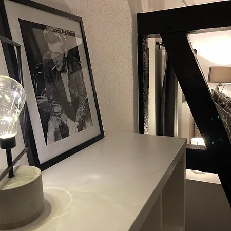 Fachwerkhaus Mit 2 Getrennten Schlafzimmern, Wohnzimmer Und Kueche