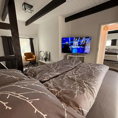 Fachwerkhaus Mit 2 Getrennten Schlafzimmern, Wohnzimmer Und Kueche * Bückeburg