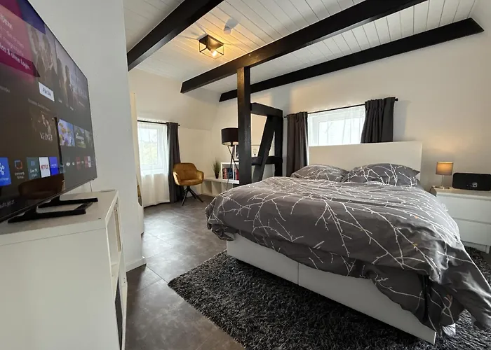 Fachwerkhaus Mit 2 Getrennten Schlafzimmern, Wohnzimmer Und Kueche Tatil Evi Bückeburg