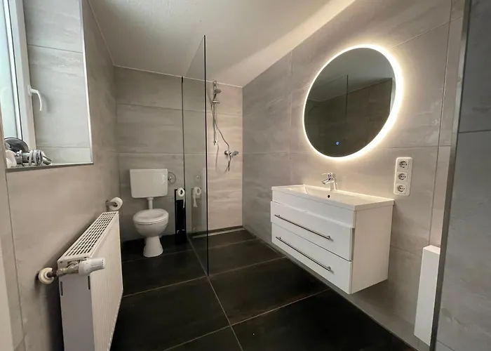 Tatil Evi Fachwerkhaus Mit 2 Getrennten Schlafzimmern, Wohnzimmer Und Kueche *