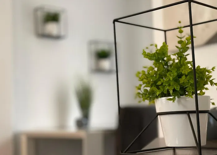 Fachwerkhaus Mit 2 Getrennten Schlafzimmern, Wohnzimmer Und Kueche *