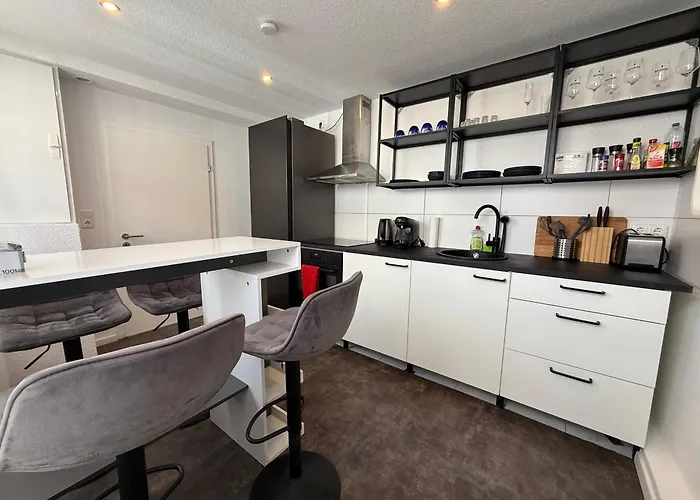 Fachwerkhaus Mit 2 Getrennten Schlafzimmern, Wohnzimmer Und Kueche 度假居